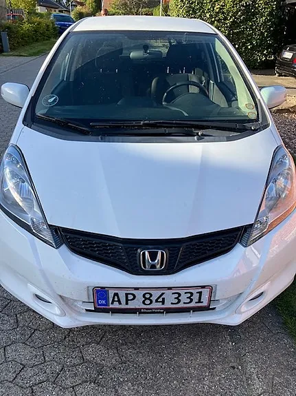 Honda Jazz 2014 photo 2