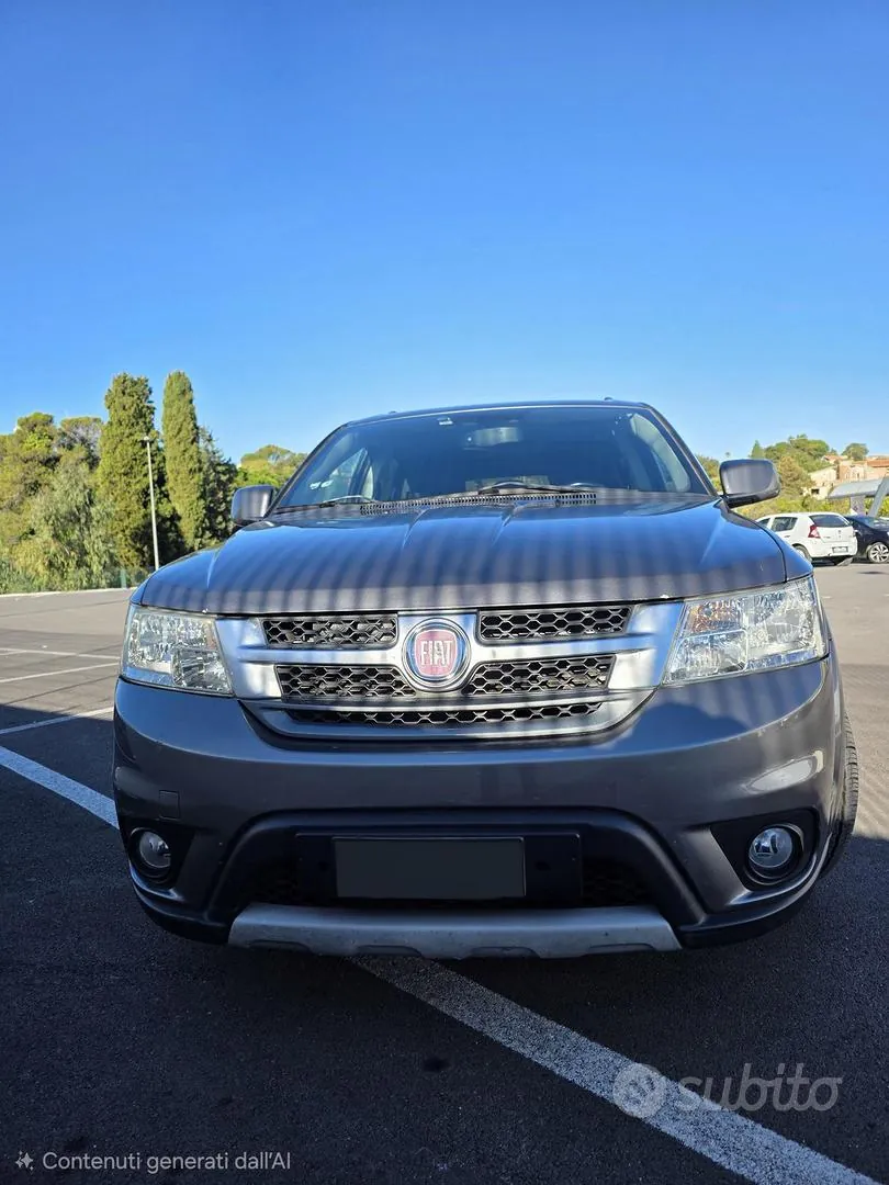 Fiat Freemont 2011 photo 3