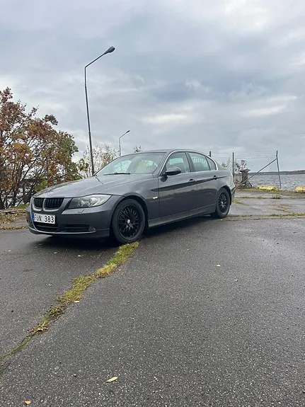 BMW 325I