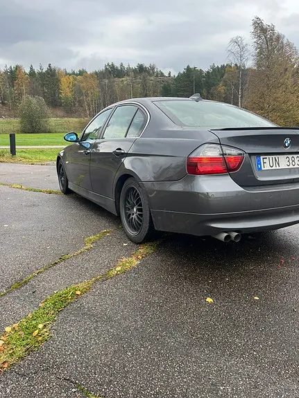 BMW 325I 2007 photo 3