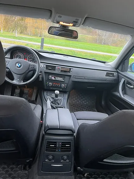 BMW 325I 2007 photo 4