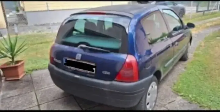 Renault Clio 1999 photo 3