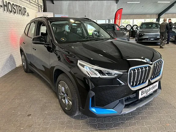 BMW Ix1 2023 photo 2