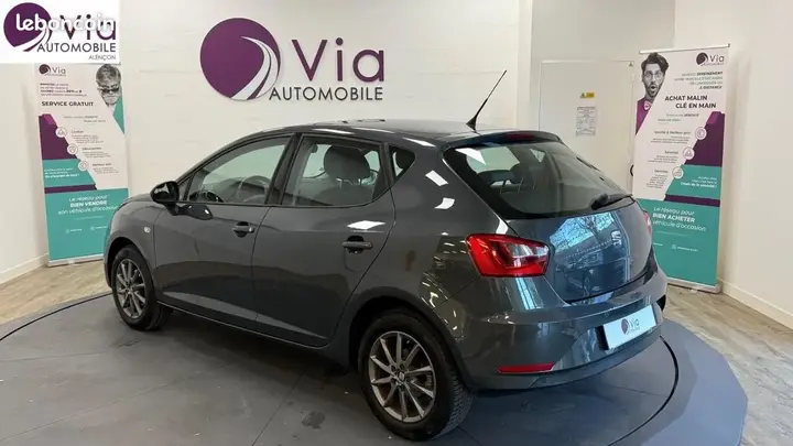 Seat Ibiza 2016 photo 3
