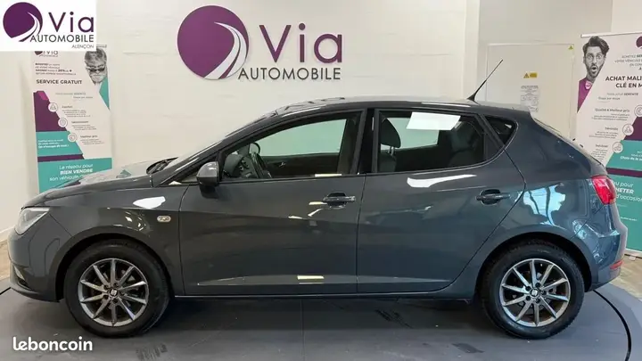 Seat Ibiza 2016 photo 2