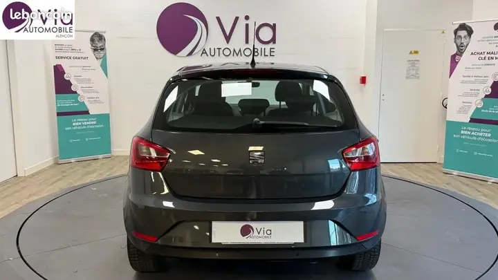 Seat Ibiza 2016 photo 4