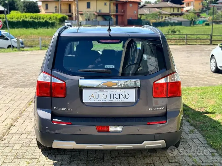 Chevrolet Orlando 2011 photo 4