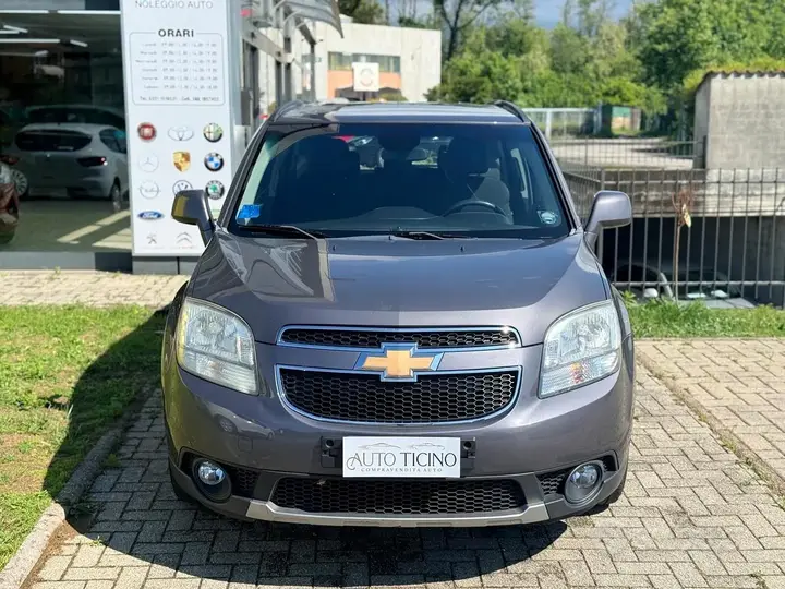 Chevrolet Orlando 2011 photo 2