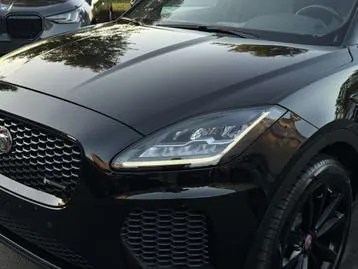 Jaguar E-Pace 2019 photo 3