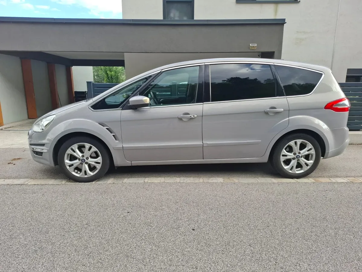 Ford S-Max