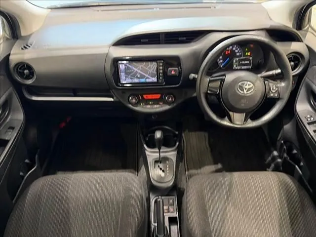 Toyota Hiace 2017 photo 3