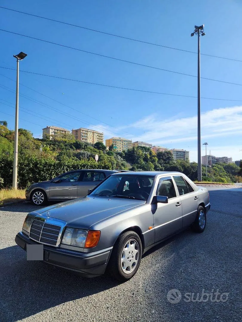 Mercedes-Benz W124