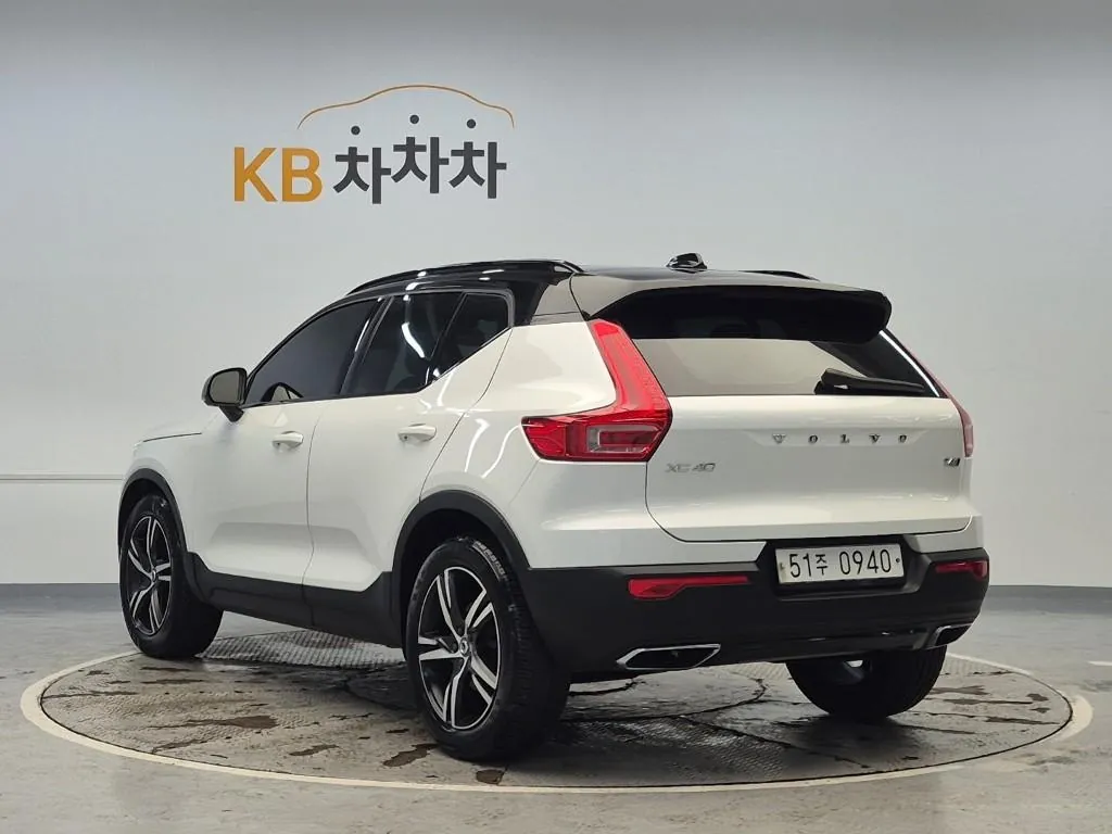 Volvo Xc40 2019 photo 2