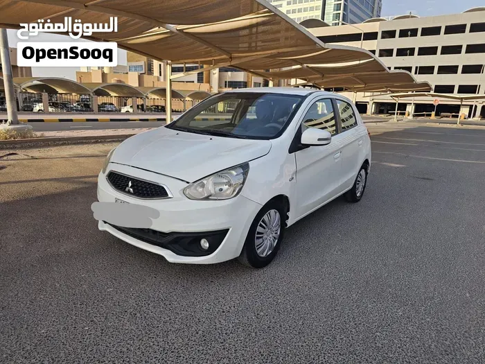 Mitsubishi Mirage 2018 photo 4