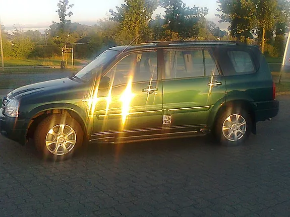 Suzuki Xl7
