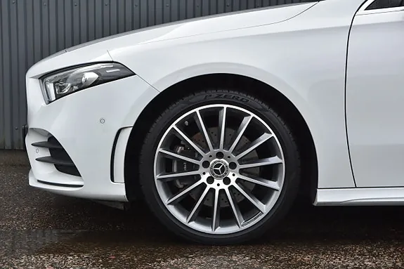 Mercedes-Benz A250 E 2022 photo 5