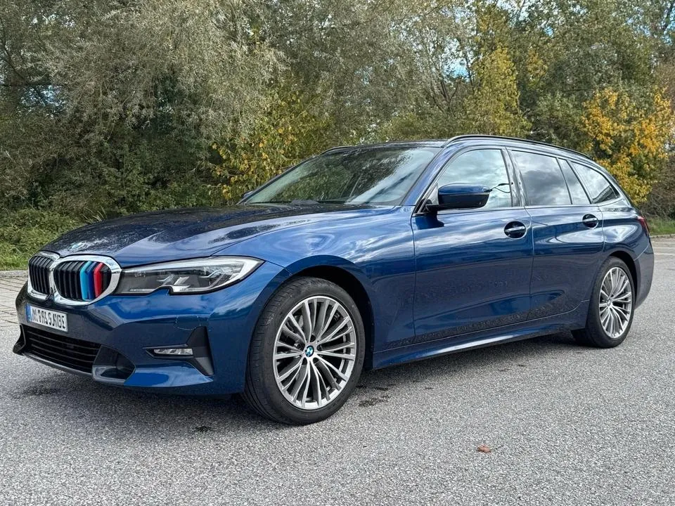 BMW 320I