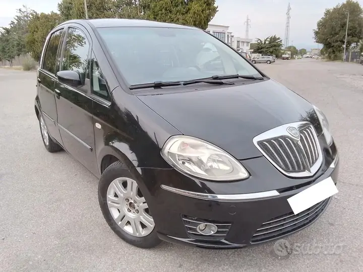 Lancia Musa 2008 photo 2