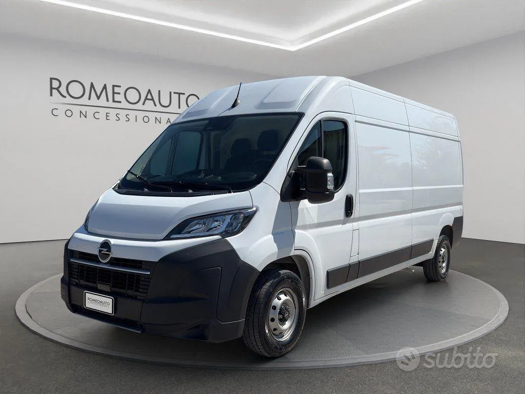Opel Movano 2024 photo 2