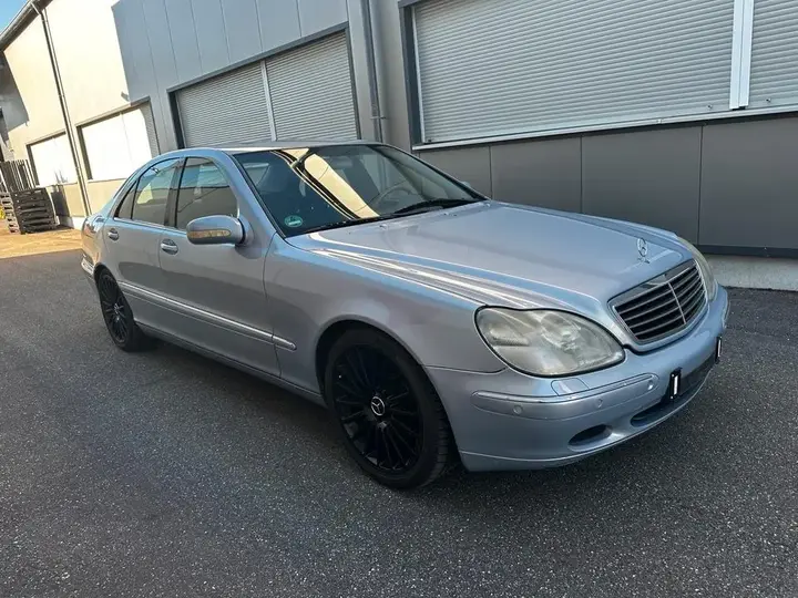 Mercedes-Benz S320
