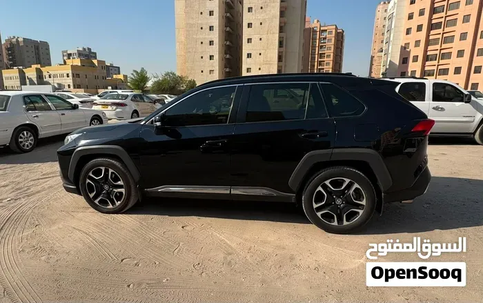 Toyota Rav4 2019 photo 4