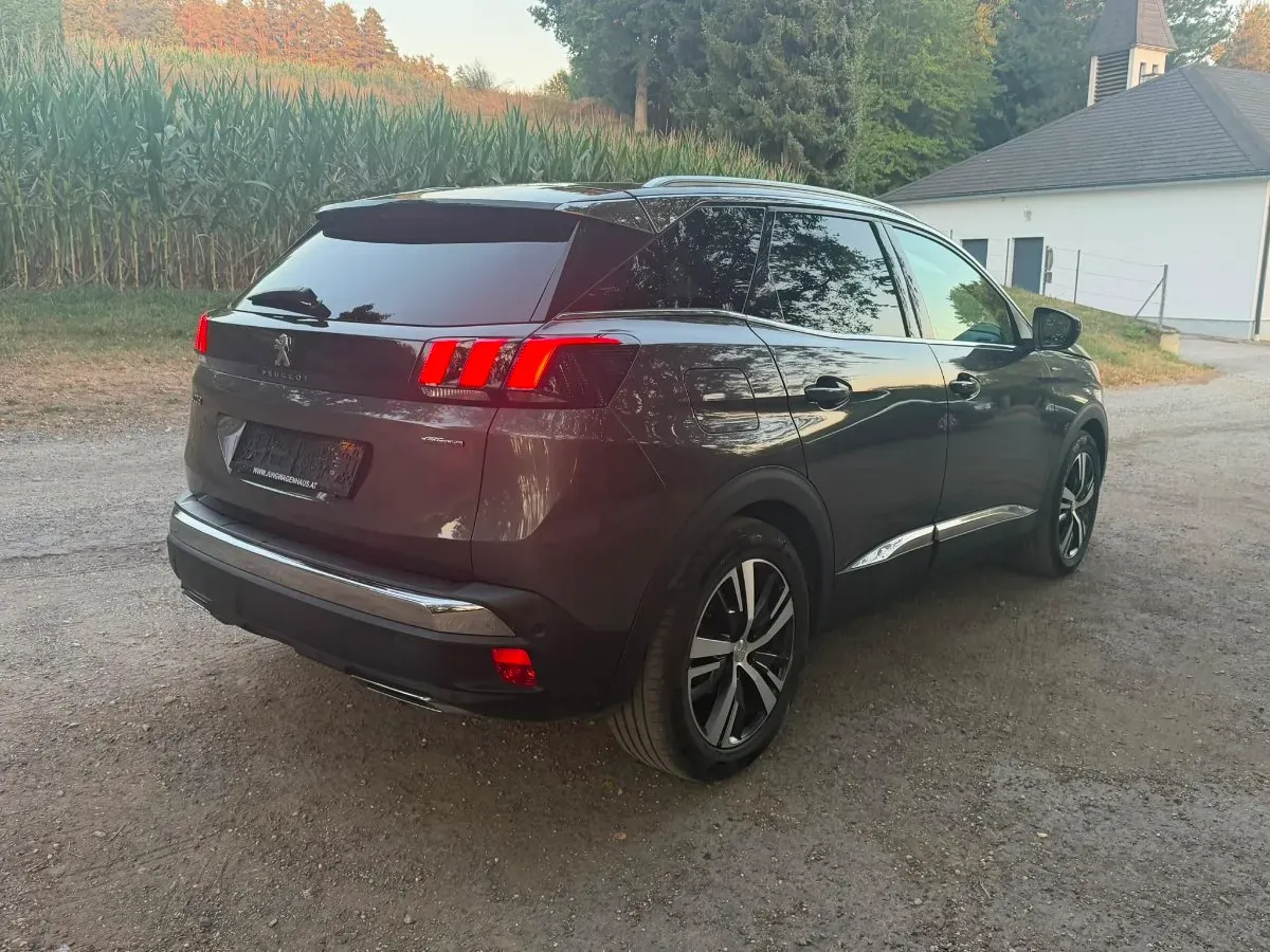 Peugeot 3008 2017 photo 2