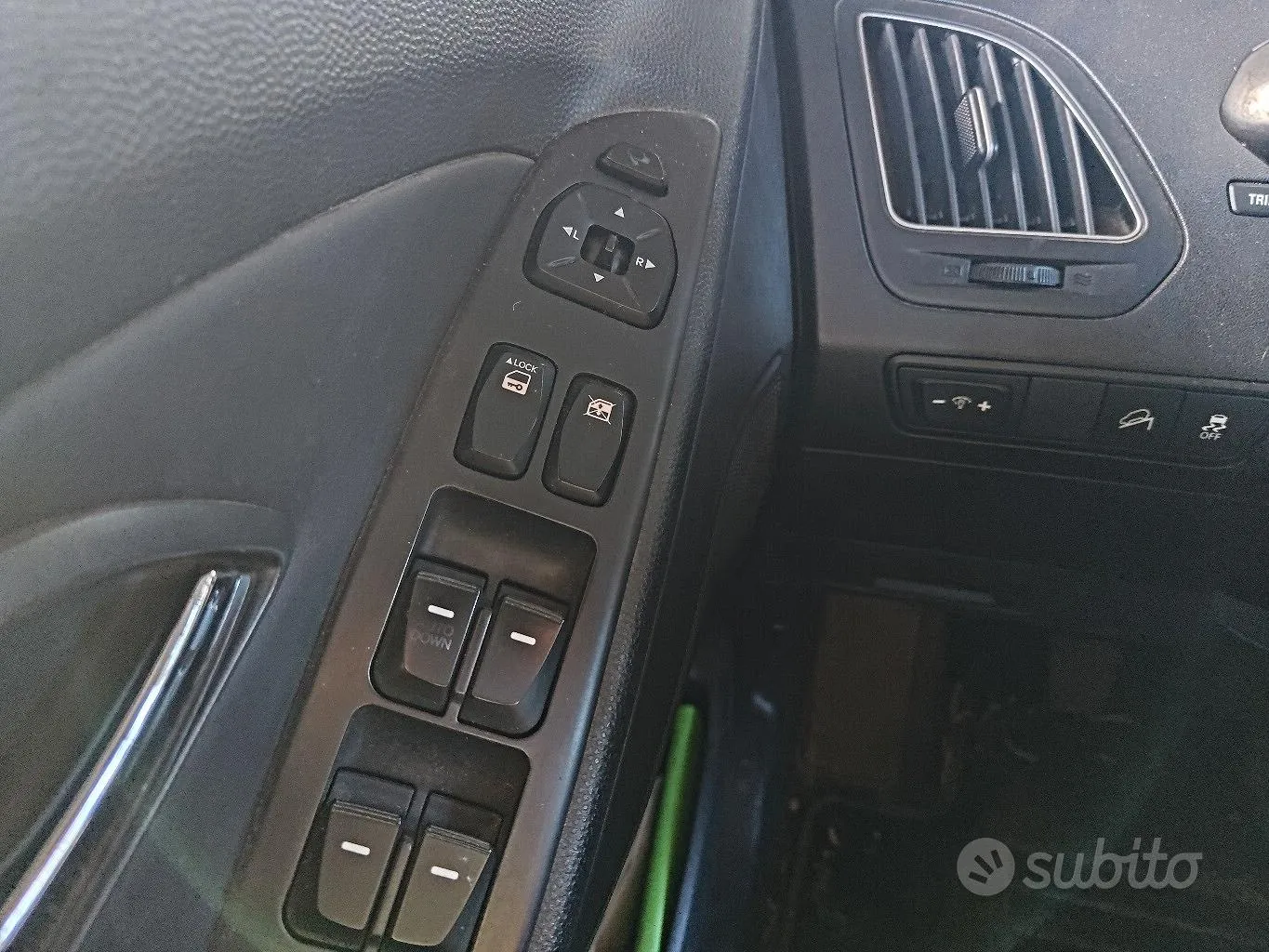 Hyundai Ix35 2012 photo 4