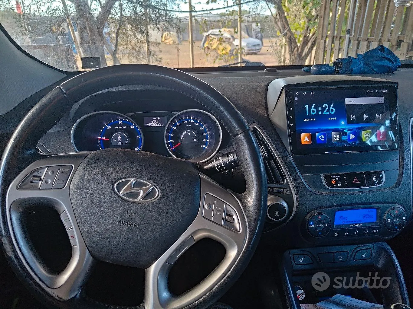 Hyundai Ix35 2012 photo 2