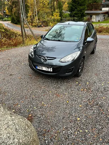 Mazda 2