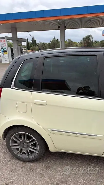 Lancia Musa 2008 photo 2