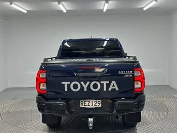 Toyota Hilux 2025 photo 5