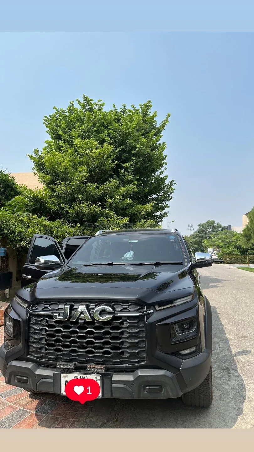JAC T9