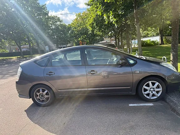 Toyota Prius 2007 photo 2