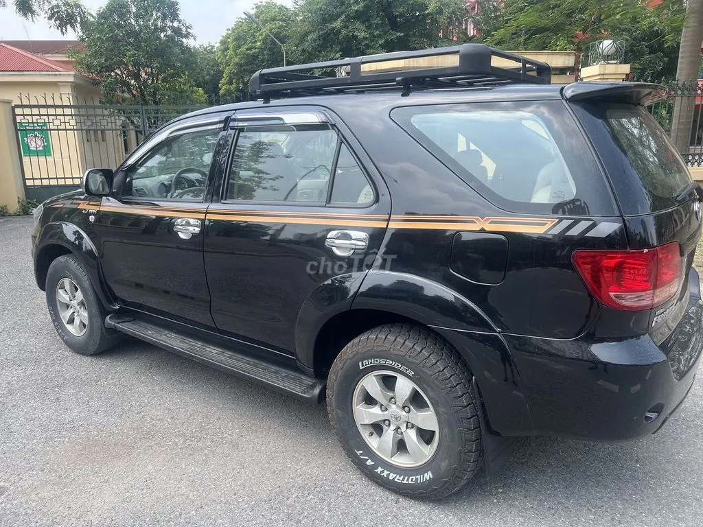 Toyota Fortuner 2008 photo 5
