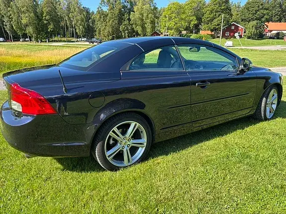 Volvo C70 2011 photo 3