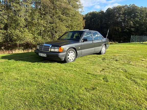 Mercedes-Benz 190 E