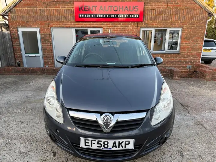 Vauxhall Corsa 2009 photo 2