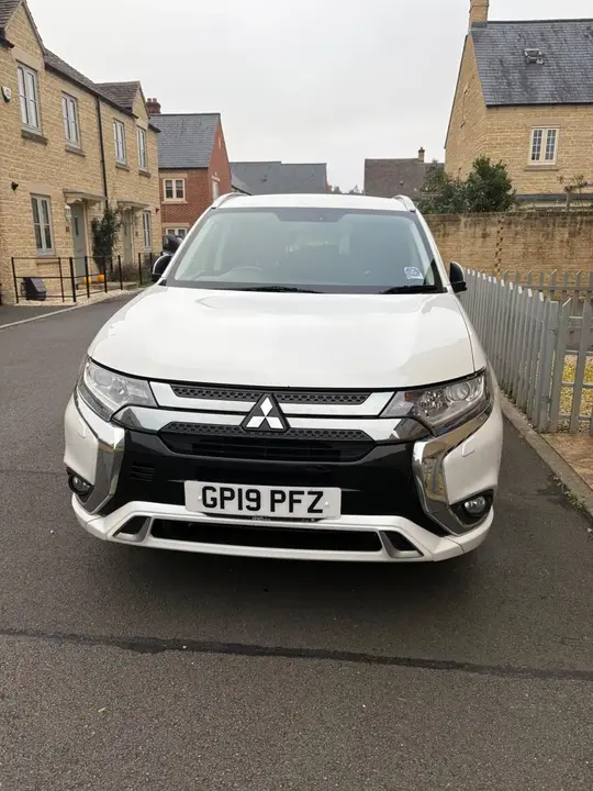 Mitsubishi Outlander 2019 photo 5