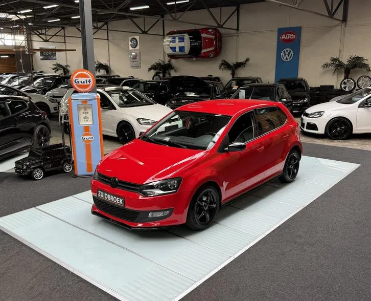 Volkswagen Polo 2011 photo 3