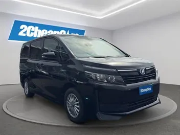 Toyota Voxy 2014 photo 4