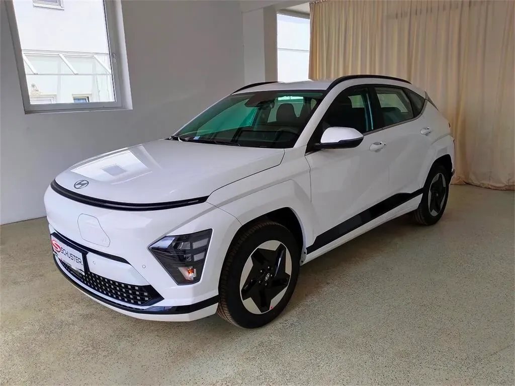Hyundai Kona photo 3