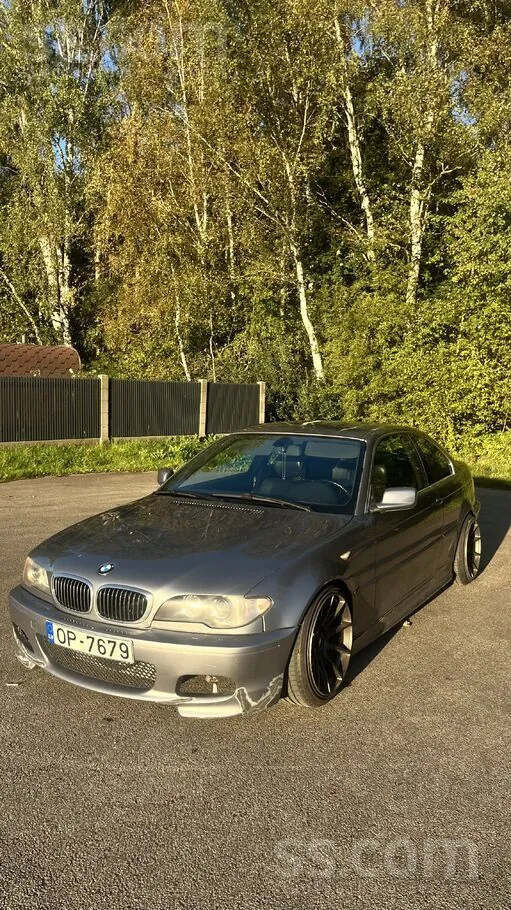 BMW 330