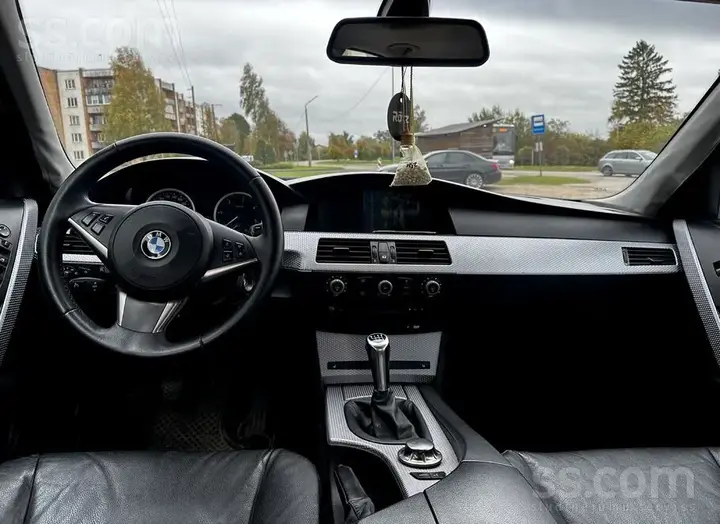BMW 530D 2004 photo 4