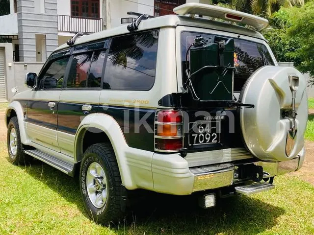 Mitsubishi Pajero 1994 photo 5