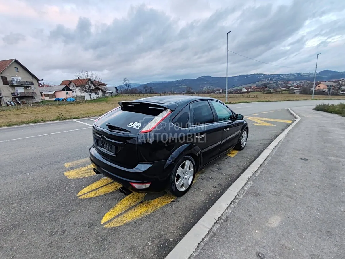 Ford Focus 2008 photo 2