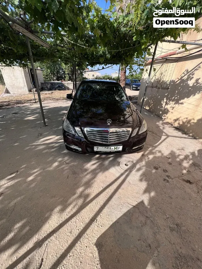 Mercedes-Benz E-Class 2011 photo 3