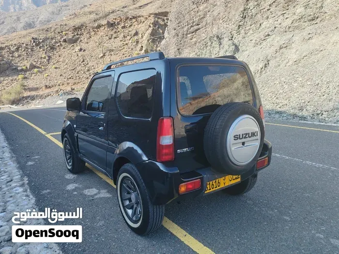 Suzuki Jimny 2018 photo 2