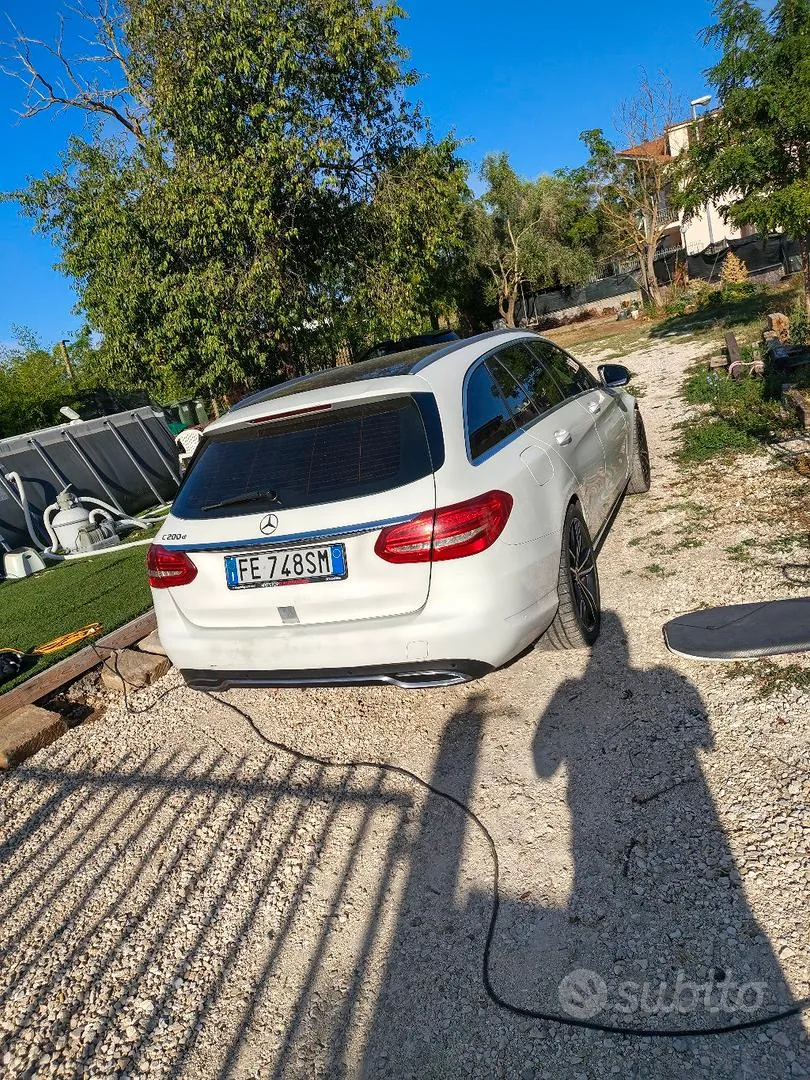 Mercedes-Benz C-Class 2016 photo 3