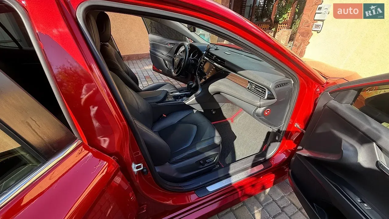 Toyota Camry 2019 photo 5