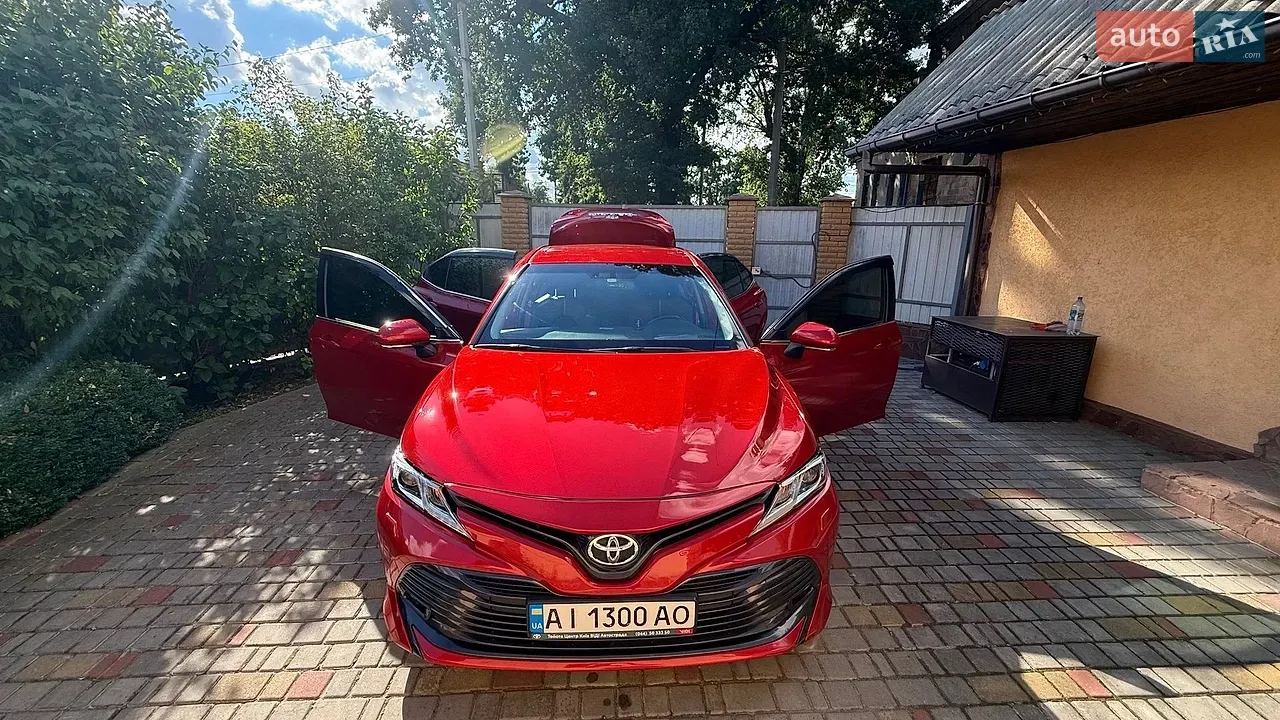 Toyota Camry 2019 photo 3